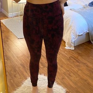 Lululemon leggings camo